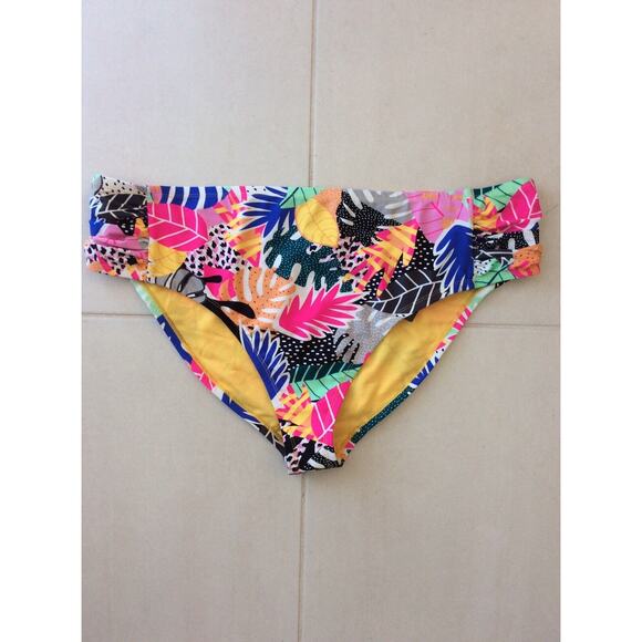 California Waves Bikini Bottom Floral Swimwear - Picture 1 of 6